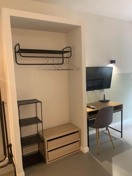 E2G Urban Stay With Balcony Солун Екстериор снимка